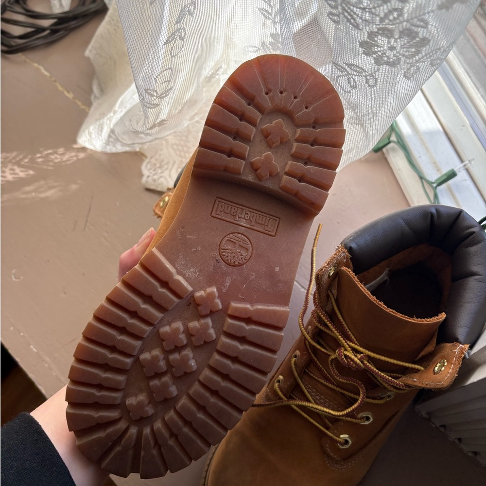 Timberlands - Picture 3 of 4